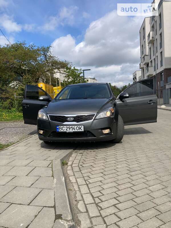 2009 kia ceed