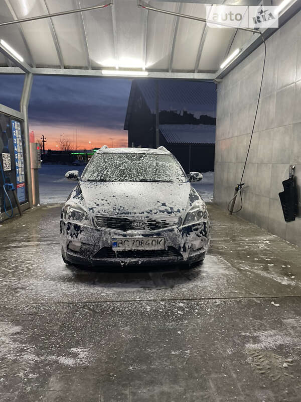2010 kia ceed