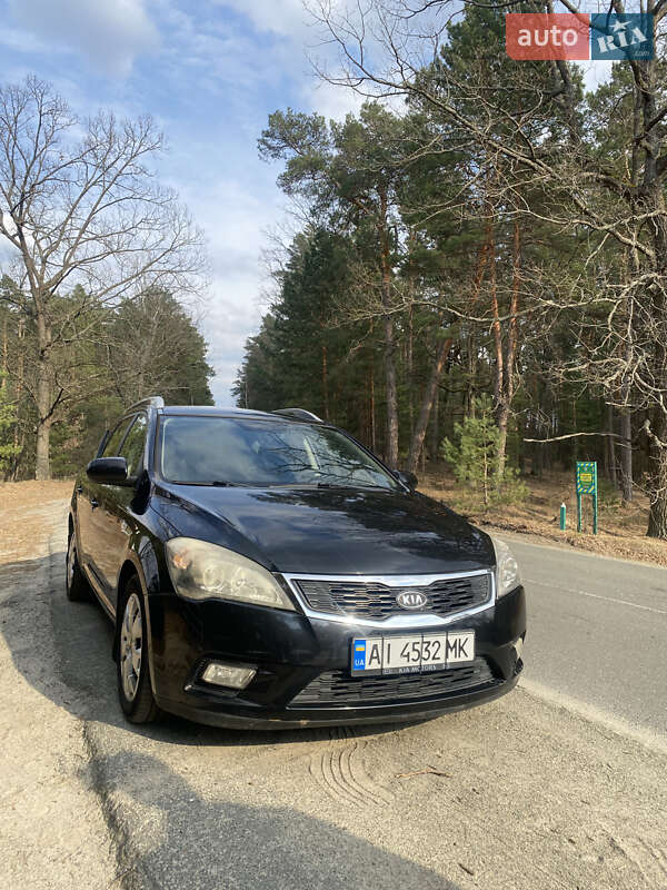 2011 kia ceed