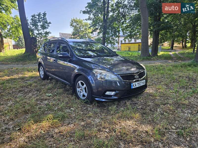 2010 kia ceed