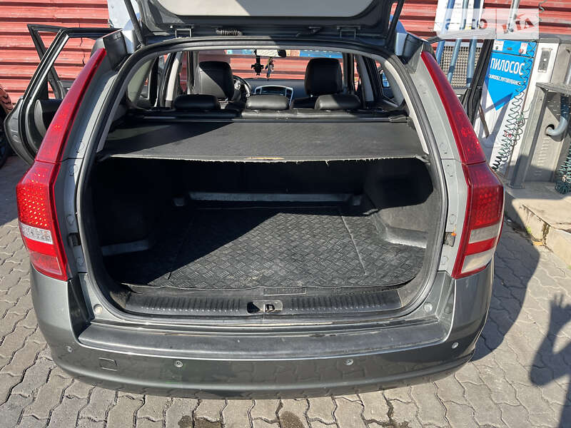2010 kia ceed