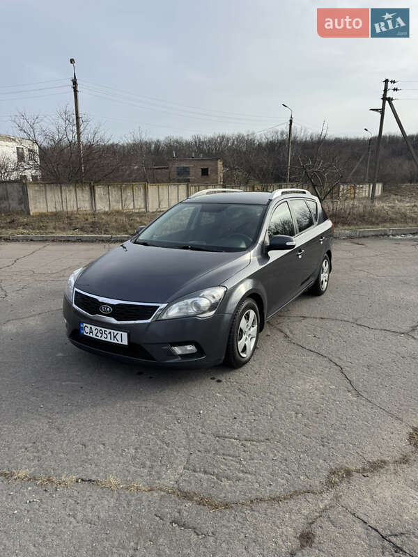 2010 kia ceed