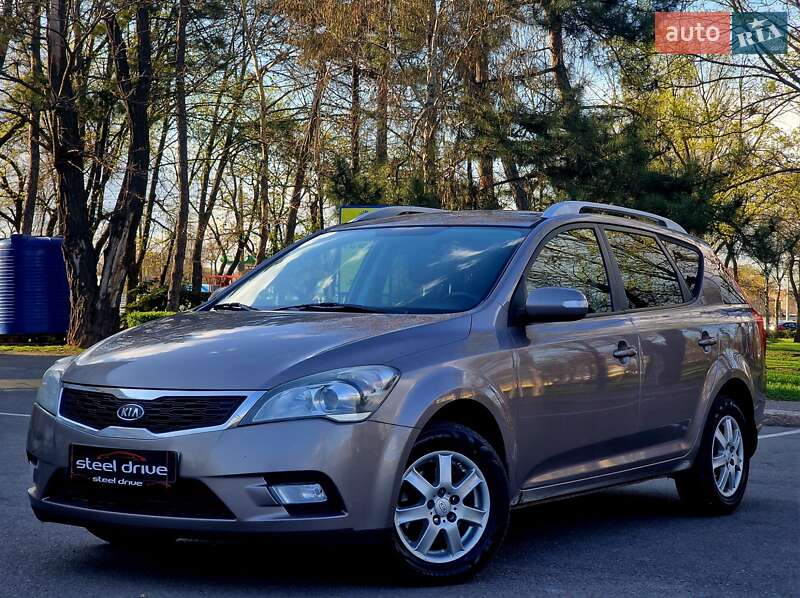 2011 kia ceed