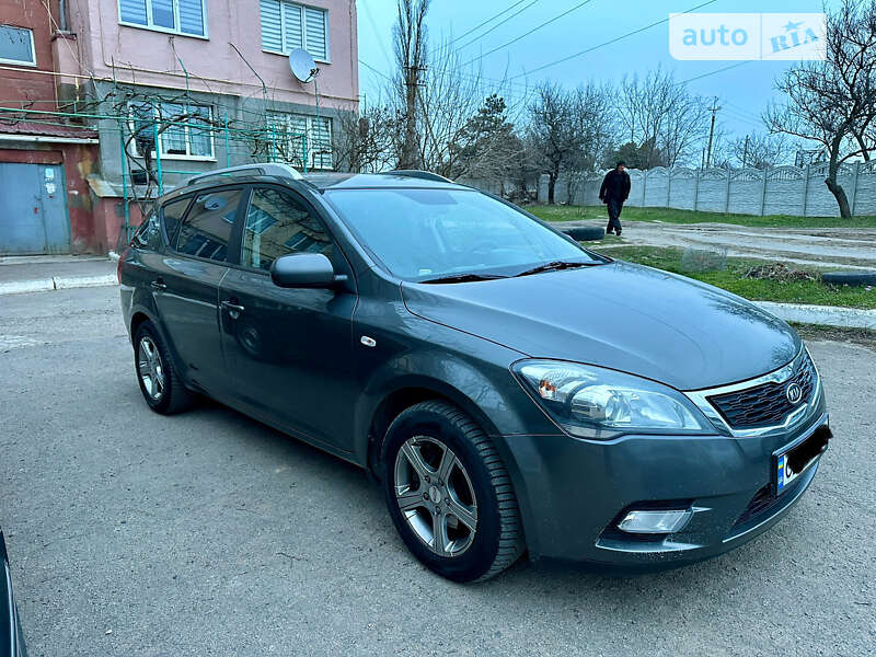 2010 kia ceed