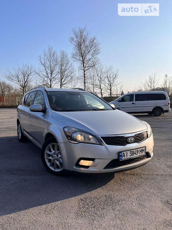 2011 kia ceed