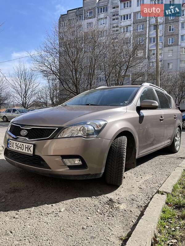 2010 kia ceed