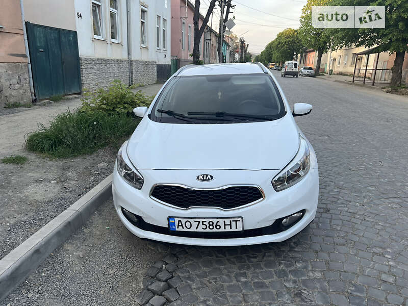 2013 kia ceed