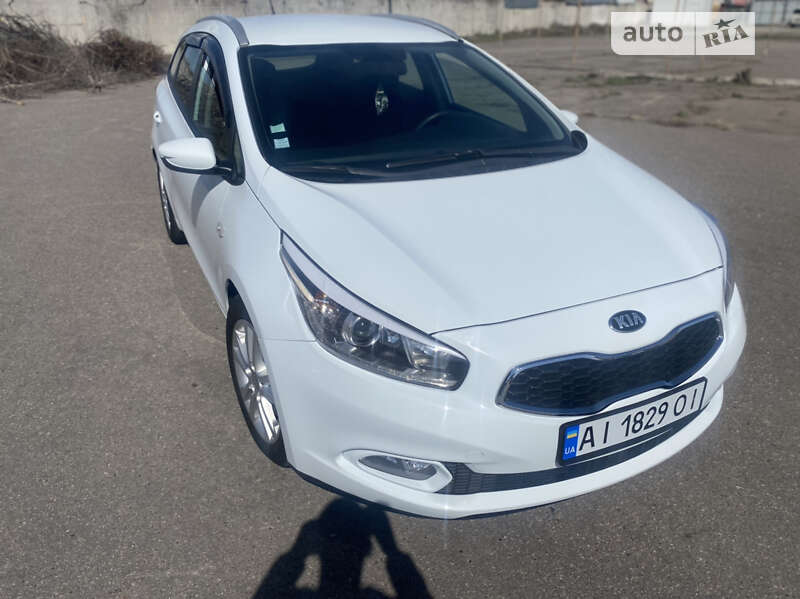 2014 kia ceed
