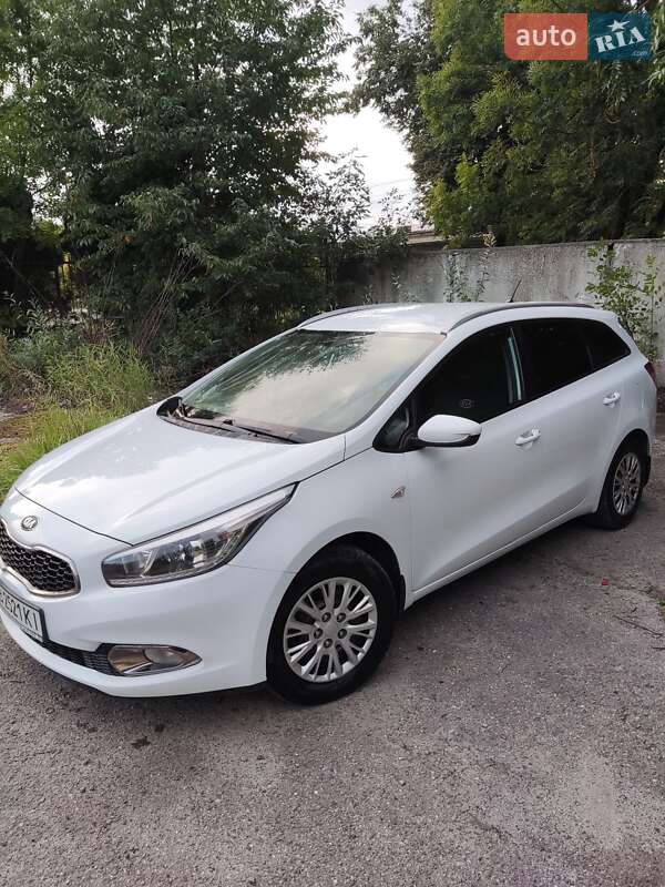2015 kia ceed