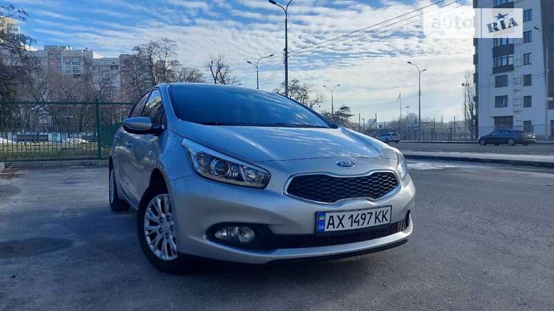 2013 kia ceed
