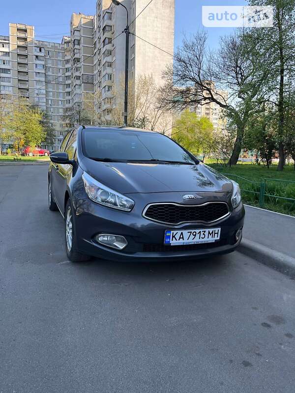 2013 kia ceed