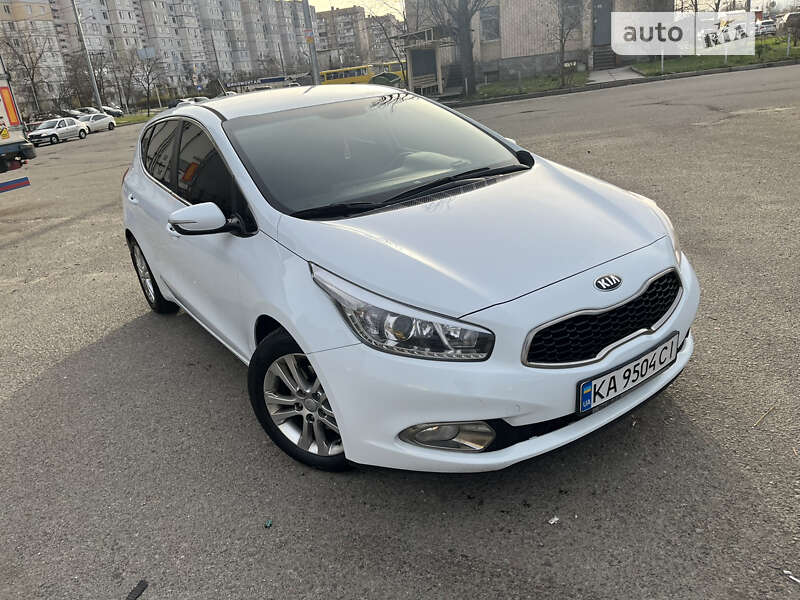 2013 kia ceed