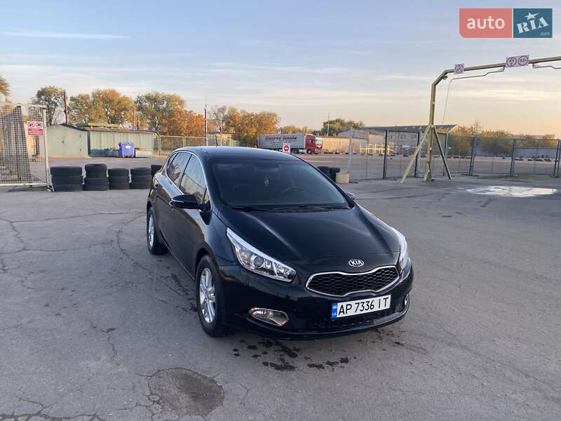 2012 kia ceed