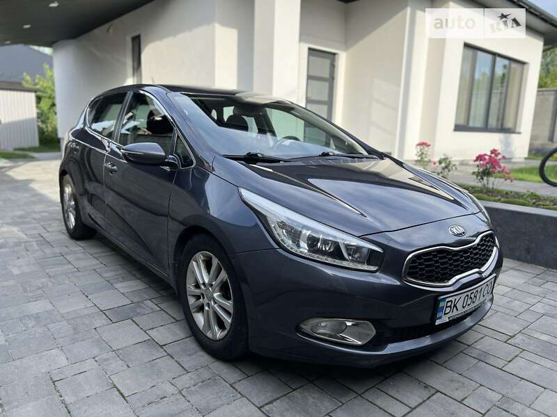 2013 kia ceed