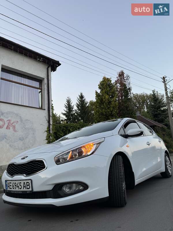 2013 kia ceed