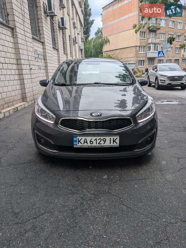 2016 kia ceed