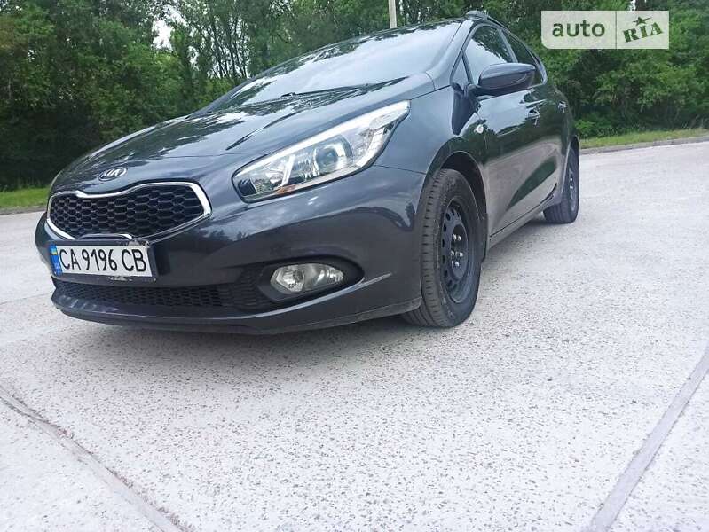 2013 kia ceed