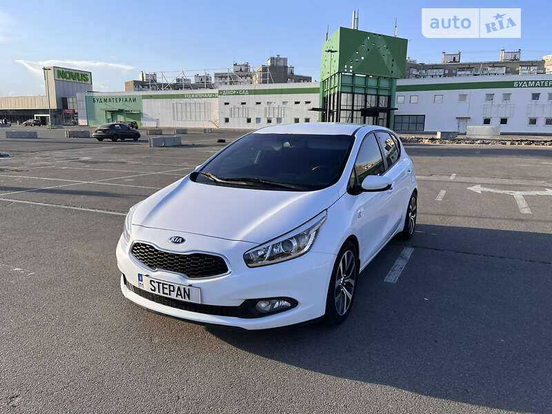 2015 kia ceed