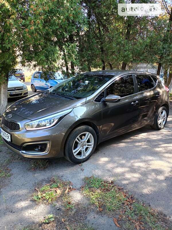2016 kia ceed