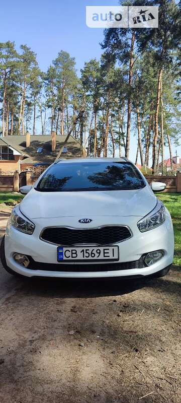 2012 kia ceed