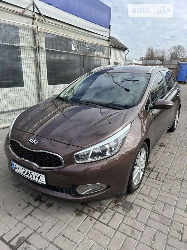 2012 kia ceed