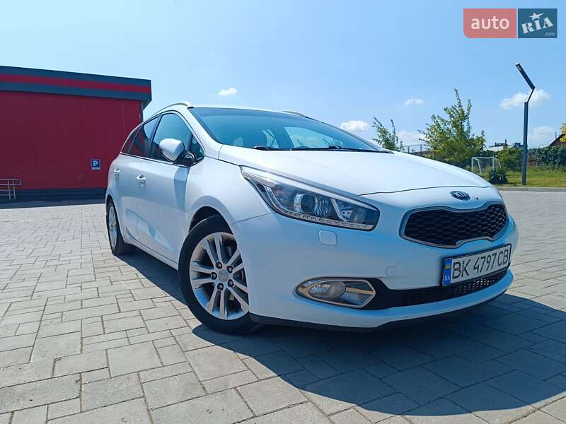 2012 kia ceed