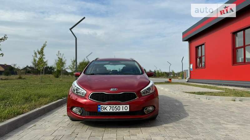 2012 kia ceed