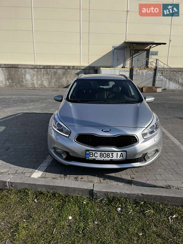 2013 kia ceed