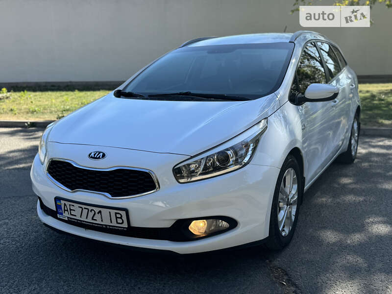 2013 kia ceed
