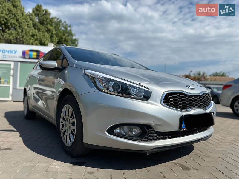 2013 kia ceed