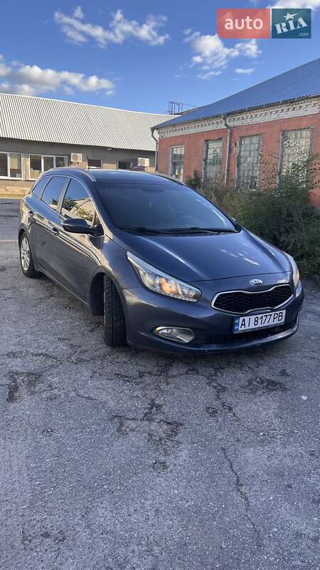 2013 kia ceed