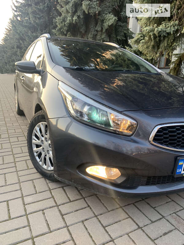 2015 kia ceed
