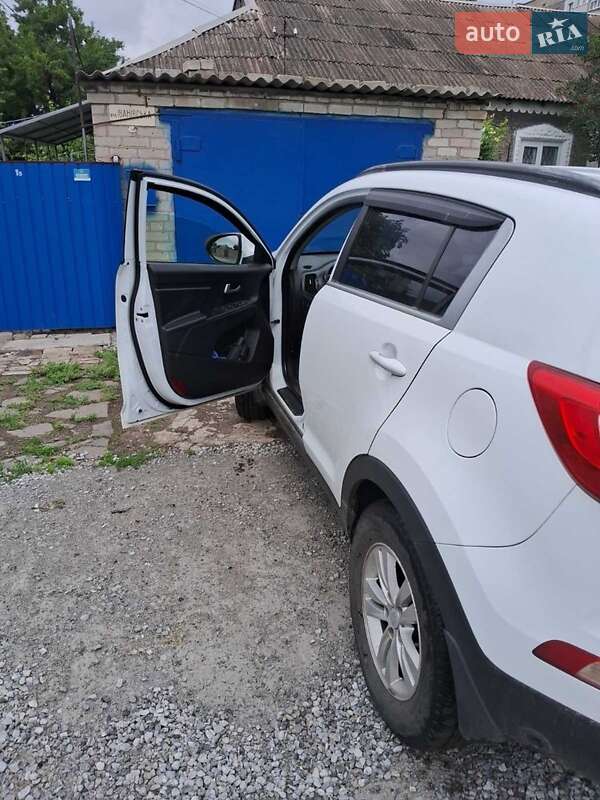 2012 kia sportage