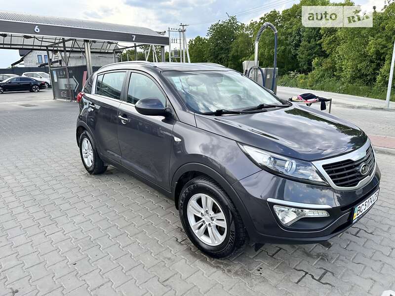 2012 kia sportage
