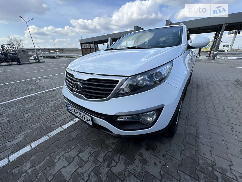 2012 kia sportage