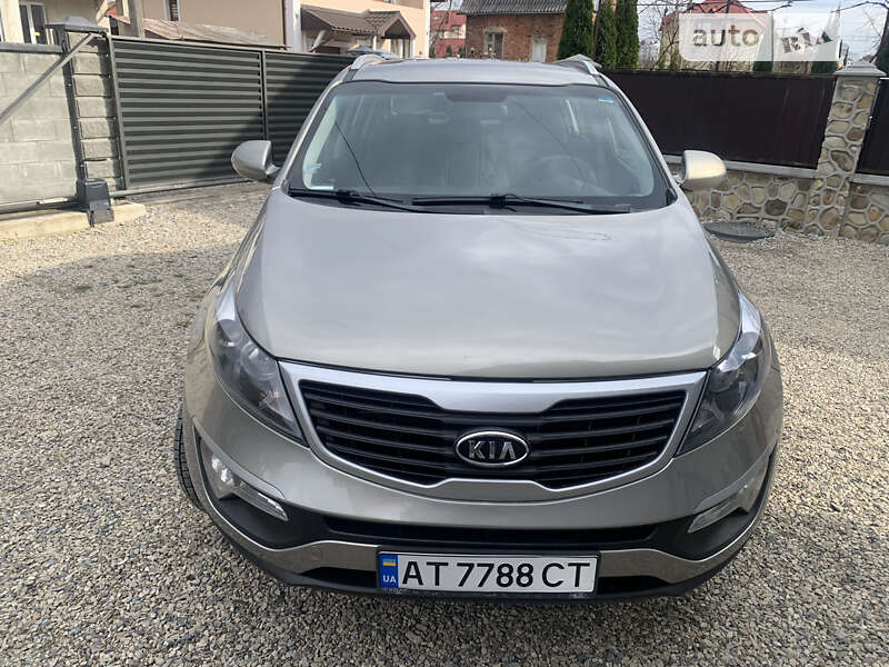 2011 kia sportage