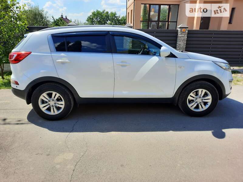 2012 kia sportage