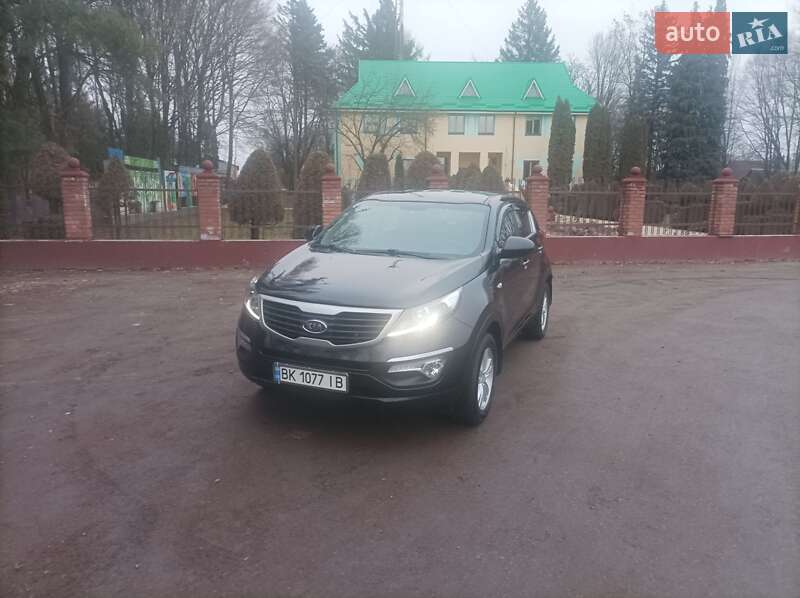 2011 kia sportage
