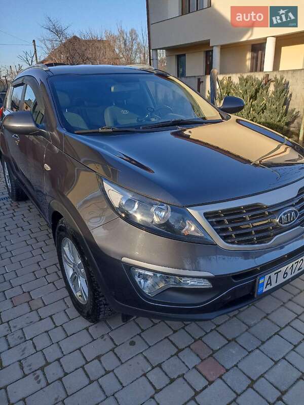 2012 kia sportage