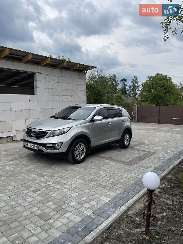 2012 kia sportage