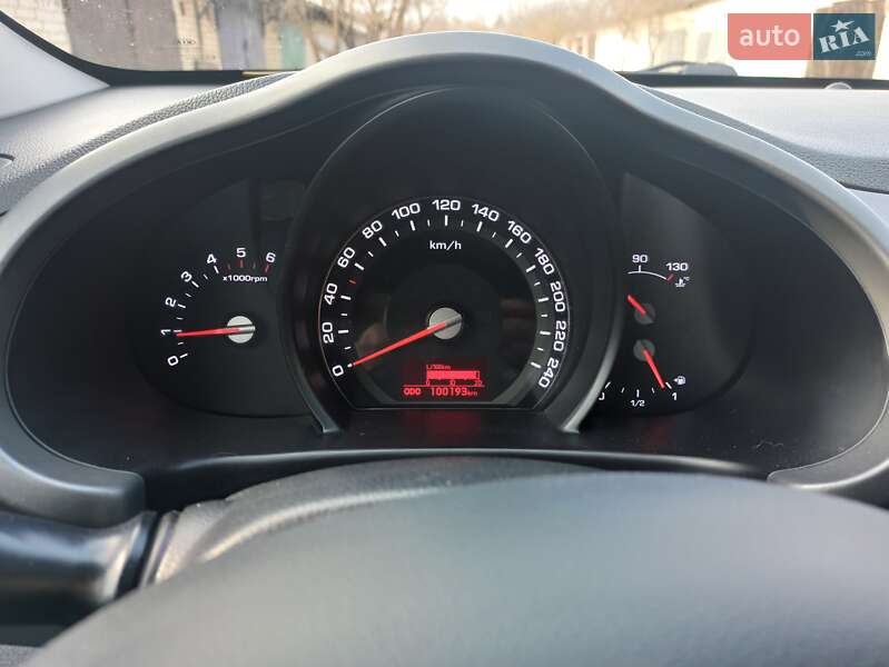 2012 kia sportage