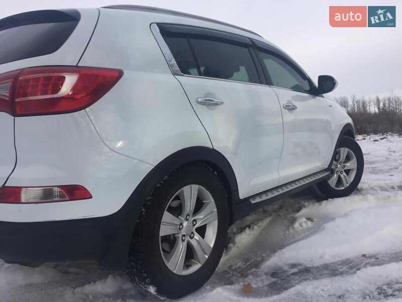 2010 kia sportage