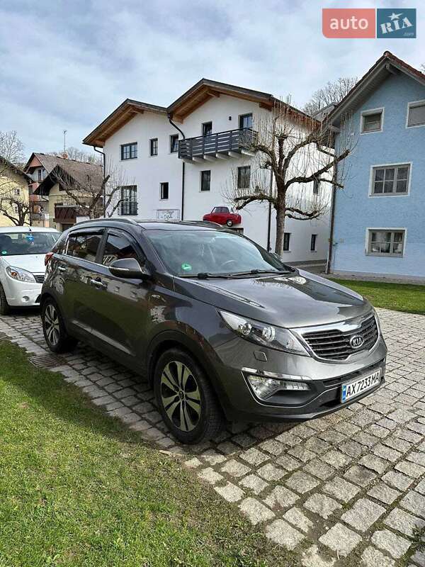 2012 kia sportage