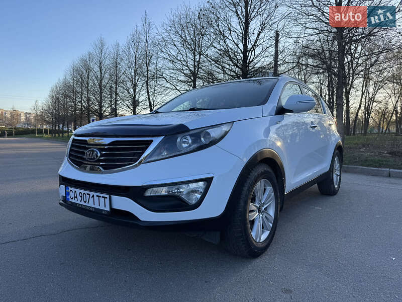 2012 kia sportage