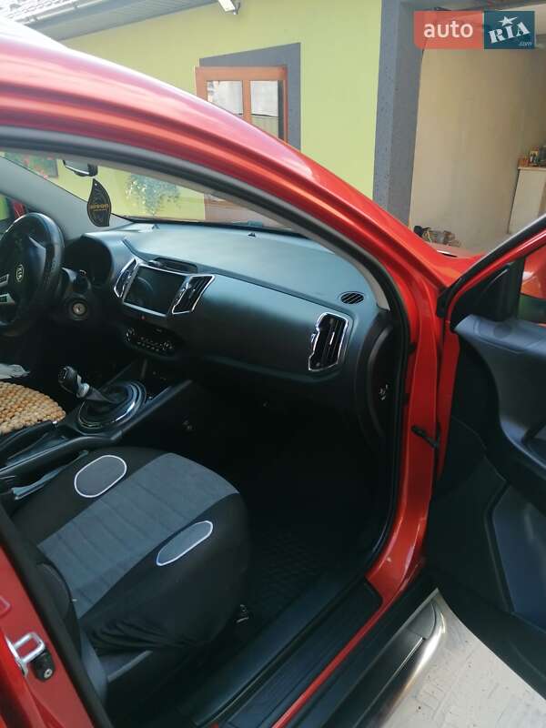 2011 kia sportage