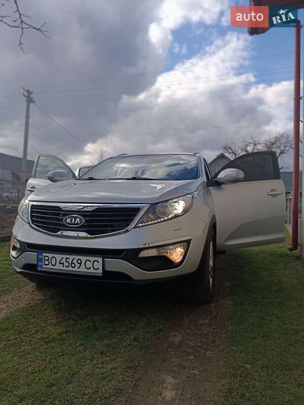 2010 kia sportage
