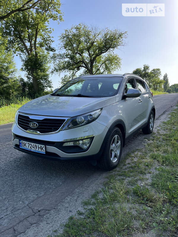 2011 kia sportage