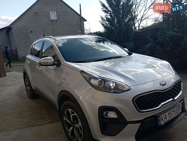 2021 kia sportage