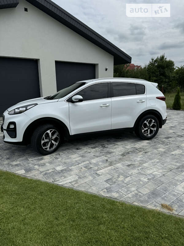 2021 kia sportage