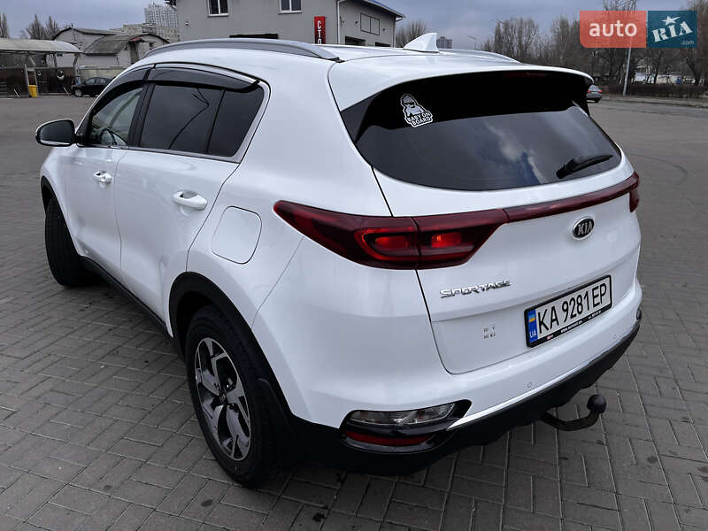 2021 kia sportage